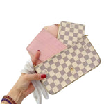 Load image into Gallery viewer, Louis Vuitton pochette felicie
