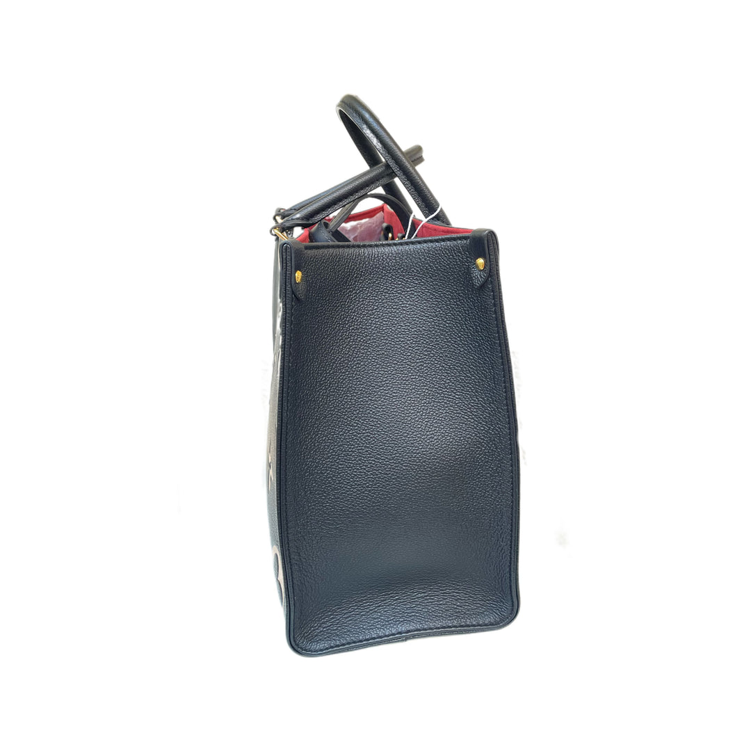 Louis Vuitton Monogram Giant OnTheGo MM